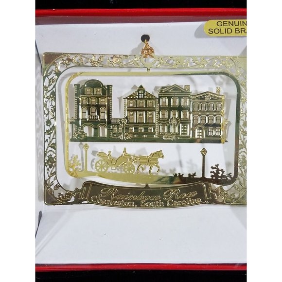 Charleston Ornament SC Rainbow Row Brass Souvenir Horse Carriage - Picture 2 of 8